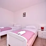 Apartment Discover Brmbo *